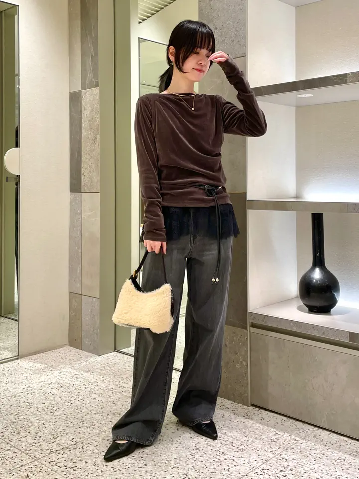 GRACE CONTINENTAL 三浦　芙優 コーディネート画像