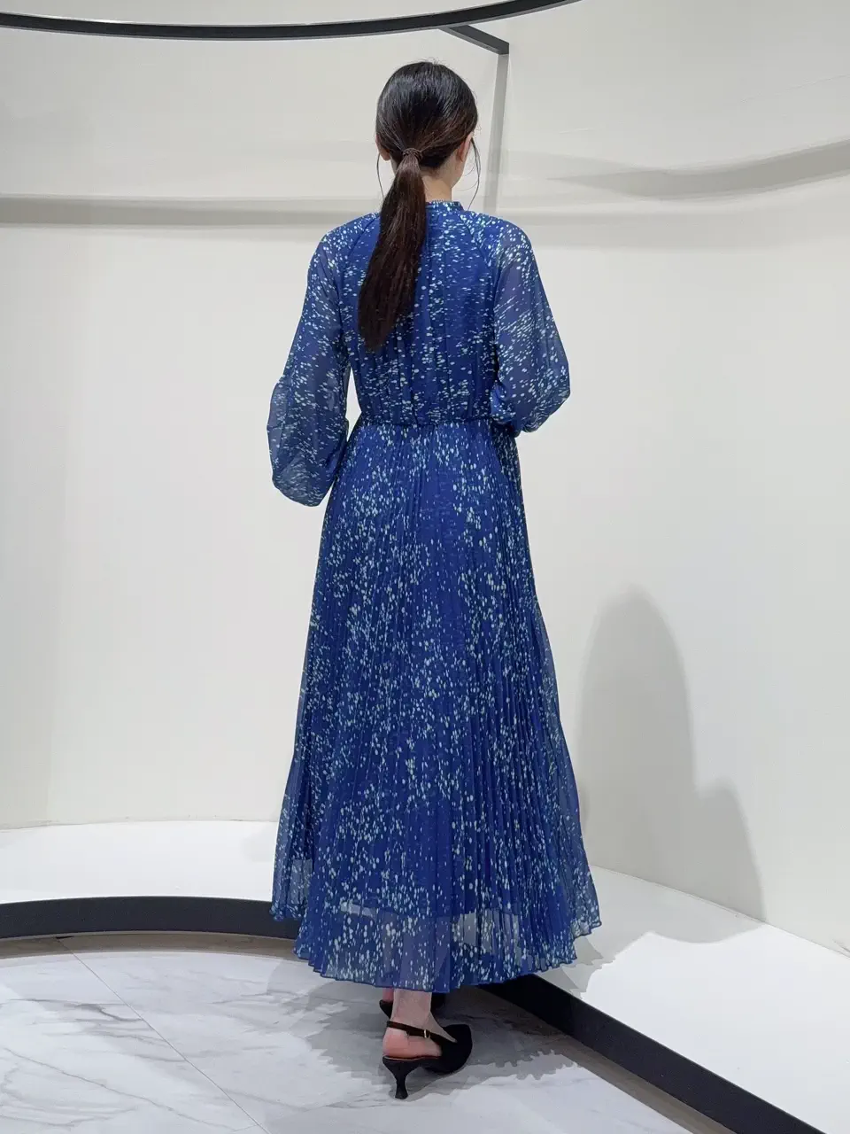 GRACE CONTINENTAL Suzuka コーディネート画像