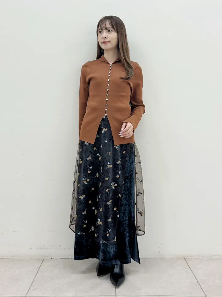 GRACE CONTINENTAL Miu Akamatsu コーディネート画像
