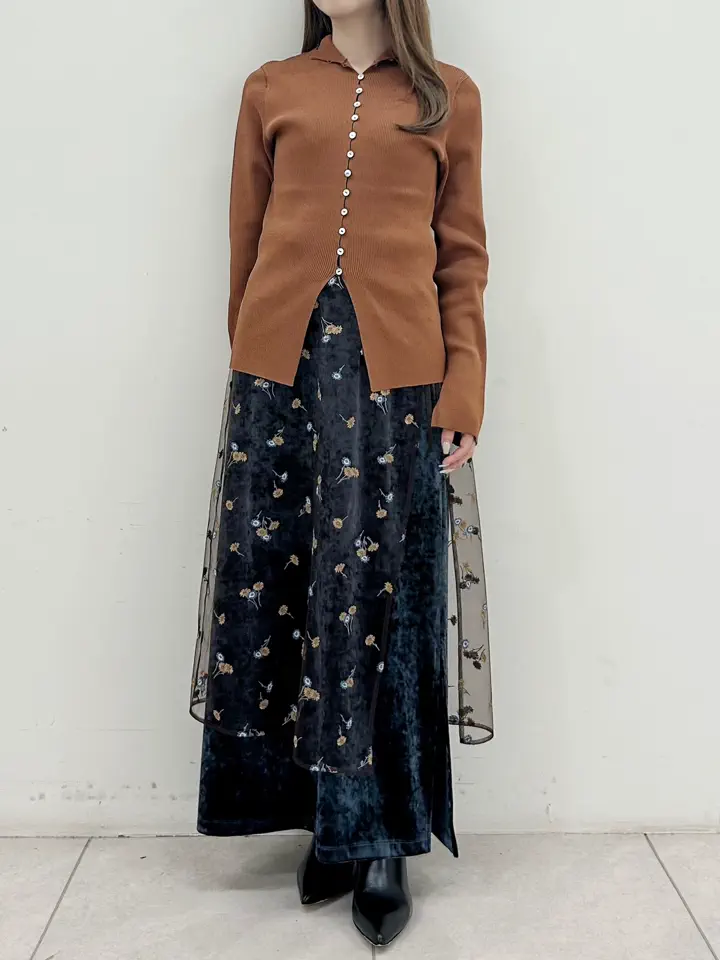 GRACE CONTINENTAL Miu Akamatsu コーディネート画像