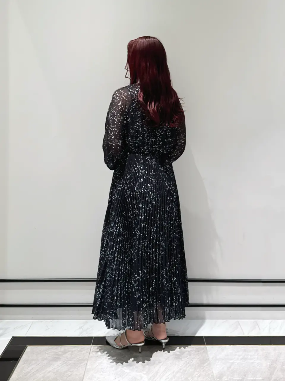 GRACE CONTINENTAL MOMOKO コーディネート画像