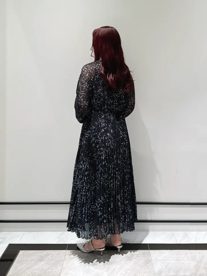 GRACE CONTINENTAL MOMOKO コーディネート画像