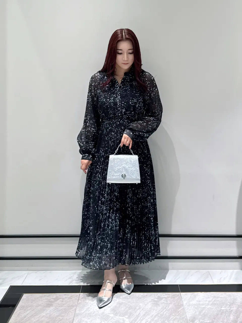 GRACE CONTINENTAL MOMOKO コーディネート画像