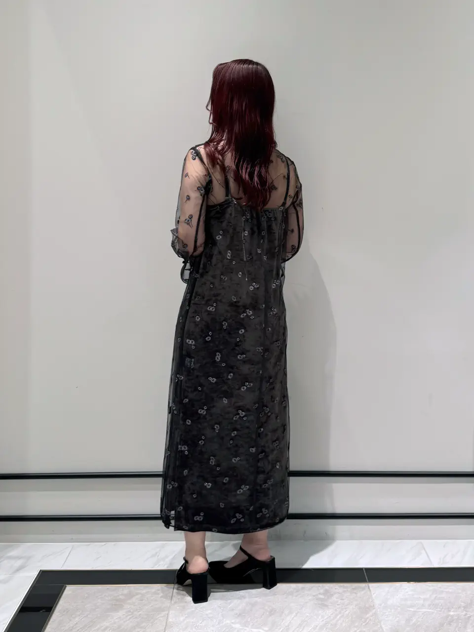 GRACE CONTINENTAL MOMOKO コーディネート画像