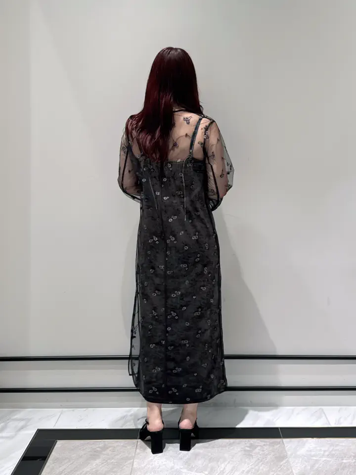 GRACE CONTINENTAL MOMOKO コーディネート画像
