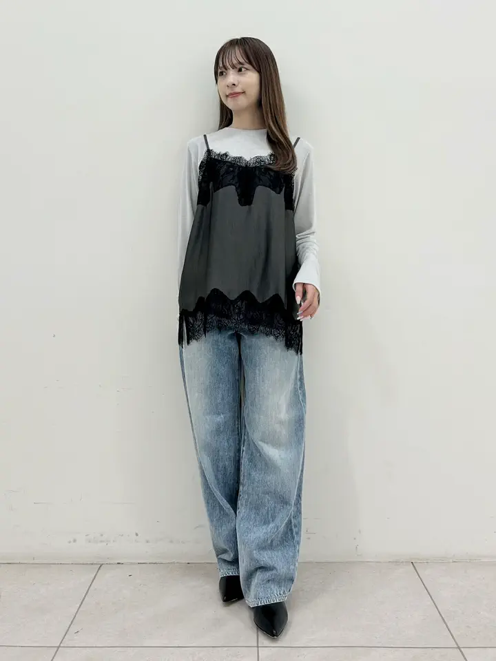 GRACE CONTINENTAL Miu Akamatsu コーディネート画像
