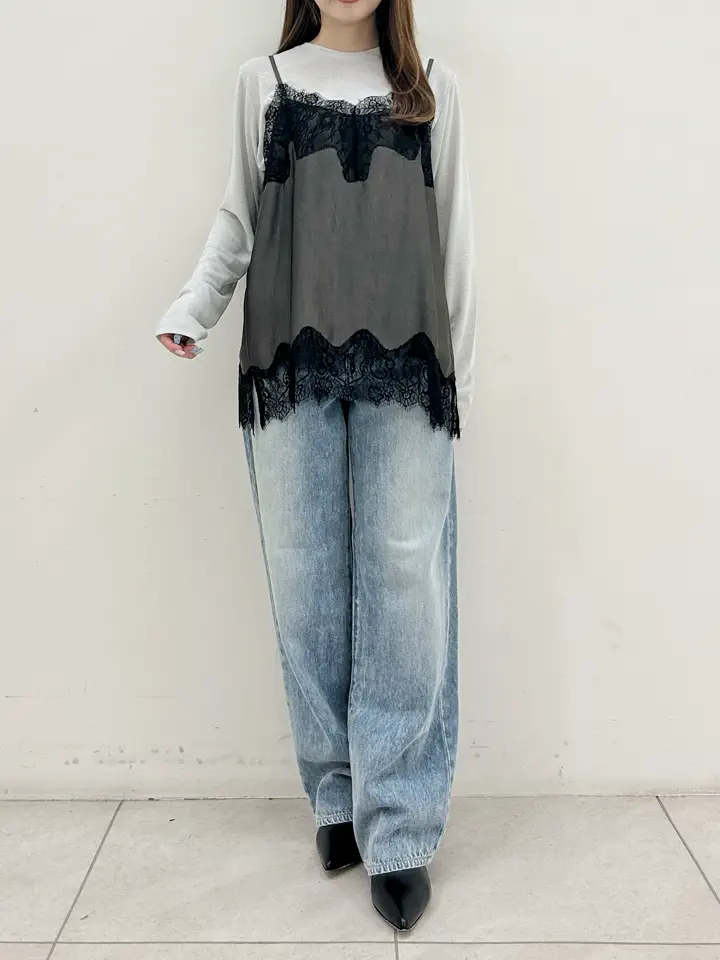 GRACE CONTINENTAL Miu Akamatsu コーディネート画像
