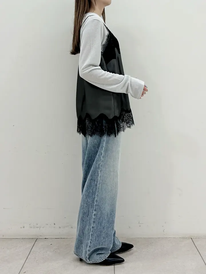 GRACE CONTINENTAL Miu Akamatsu コーディネート画像