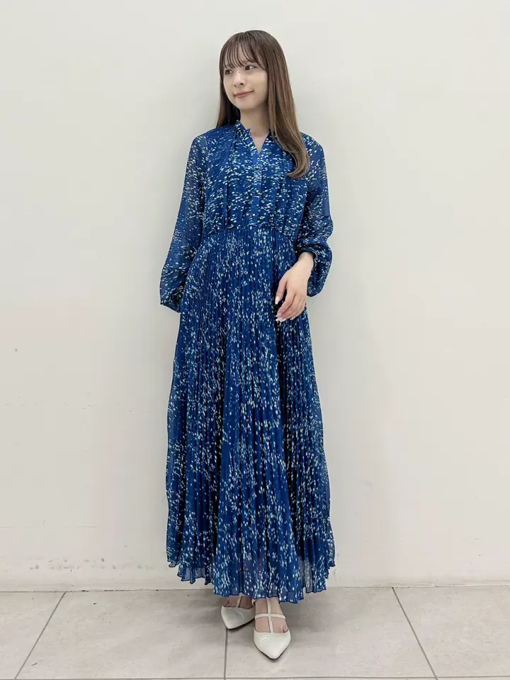 GRACE CONTINENTAL Miu Akamatsu コーディネート画像