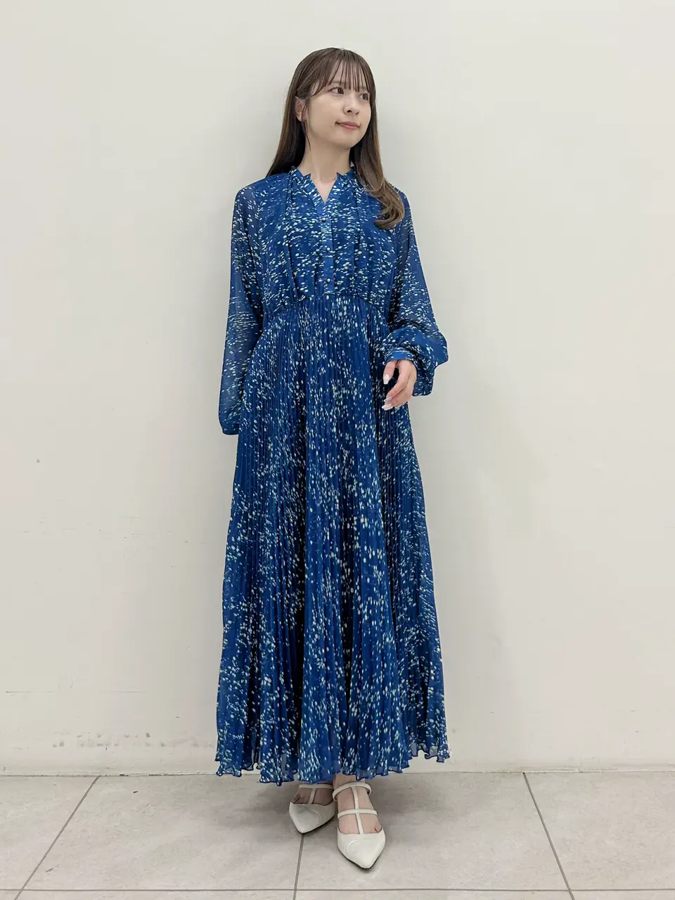 GRACE CONTINENTAL Miu Akamatsu コーディネート画像