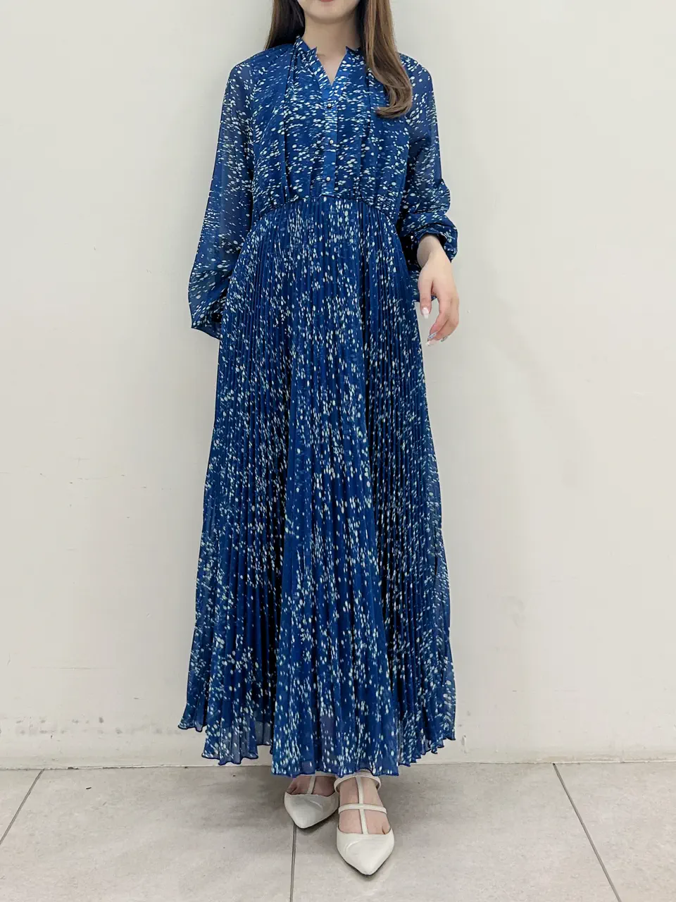 GRACE CONTINENTAL Miu Akamatsu コーディネート画像