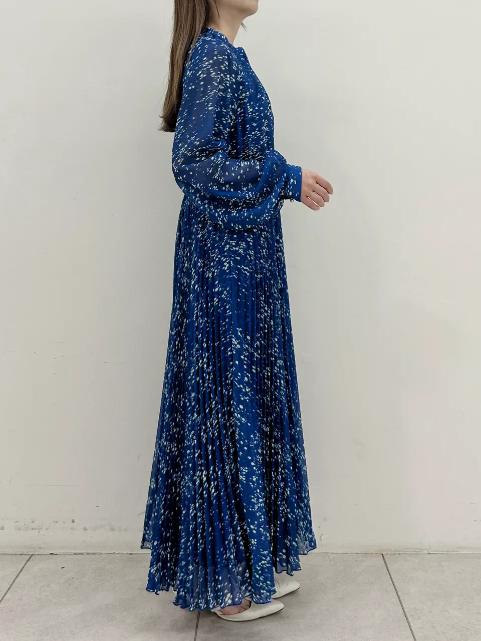 GRACE CONTINENTAL Miu Akamatsu コーディネート画像