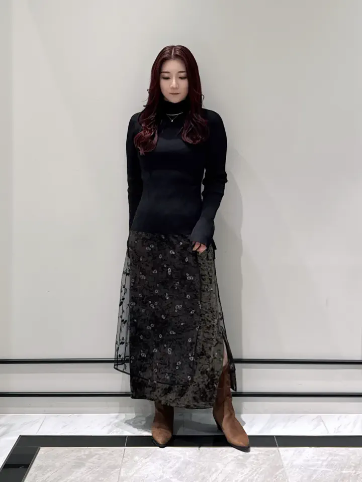 GRACE CONTINENTAL MOMOKO コーディネート画像