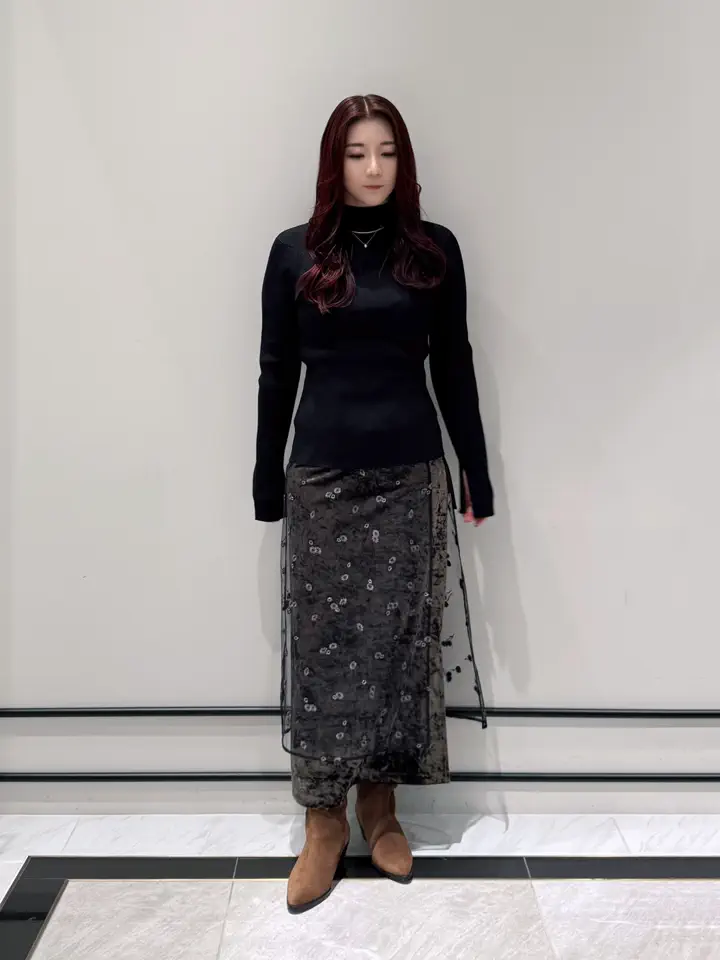 GRACE CONTINENTAL MOMOKO コーディネート画像