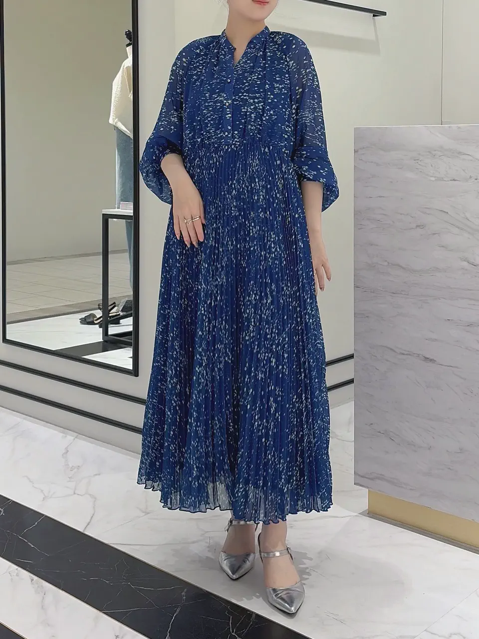 GRACE CONTINENTAL SASAKI コーディネート画像