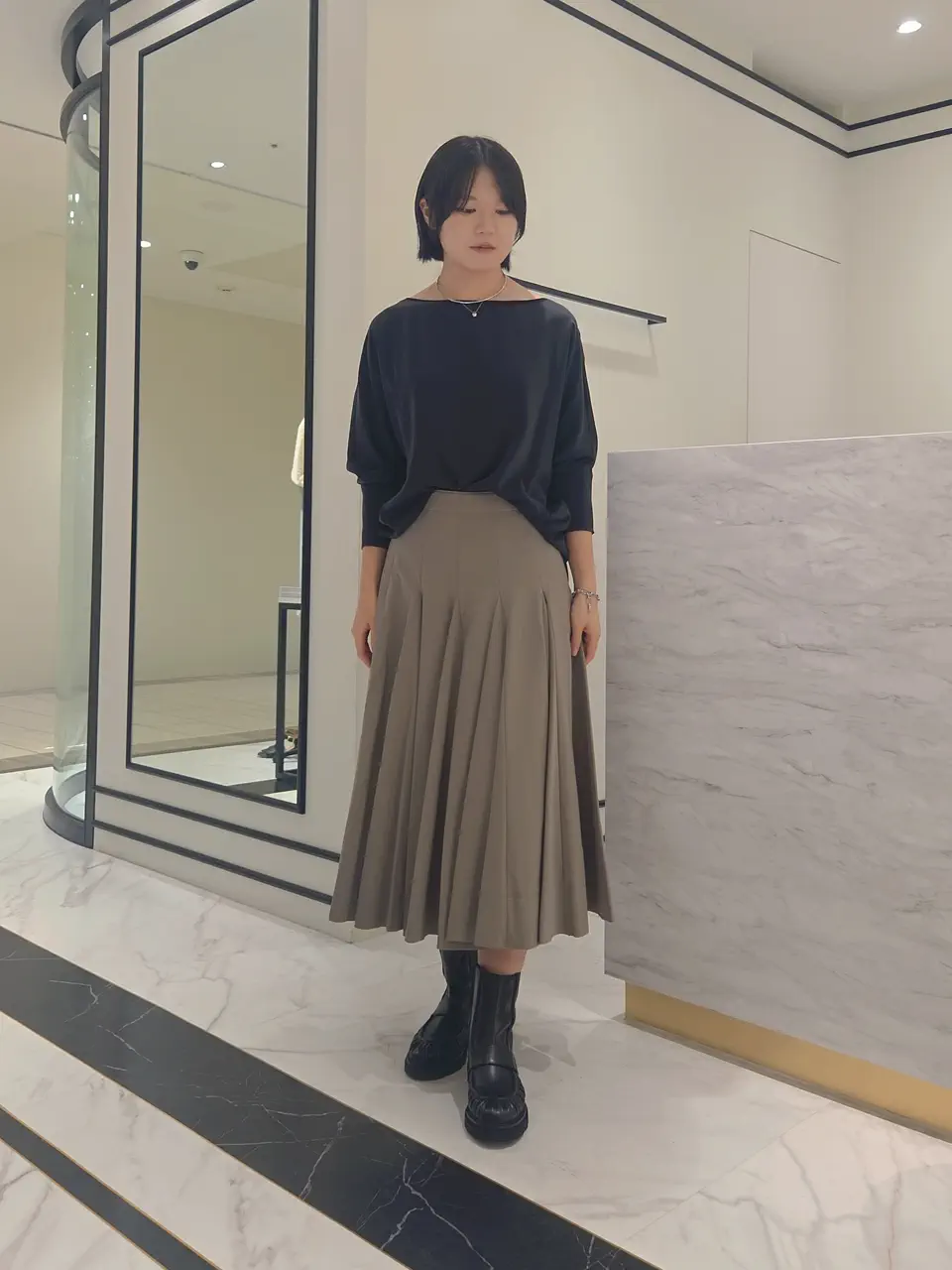 GRACE CONTINENTAL Akari コーディネート画像