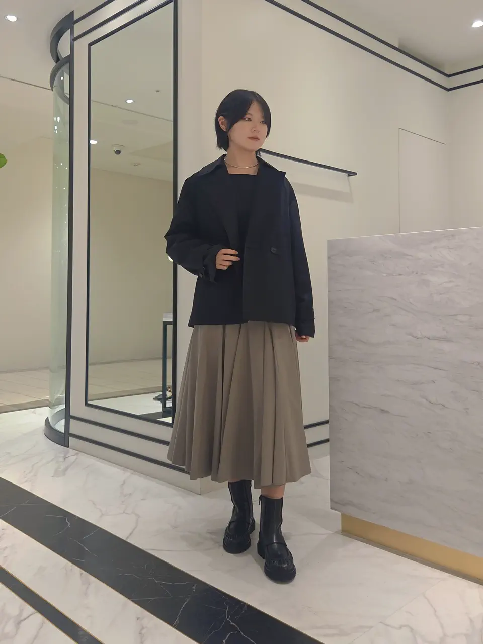  Akari コーディネート画像