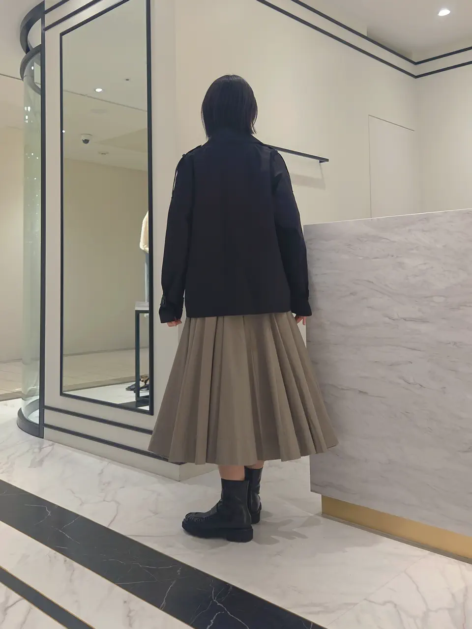 GRACE CONTINENTAL Akari コーディネート画像