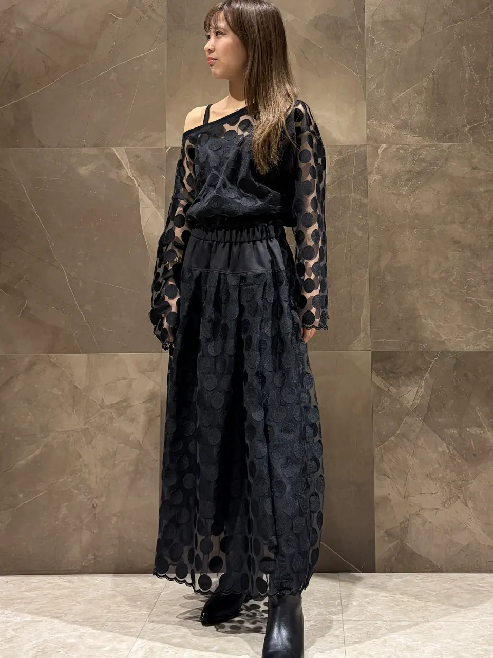 GRACE CONTINENTAL Hata Haruna コーディネート画像