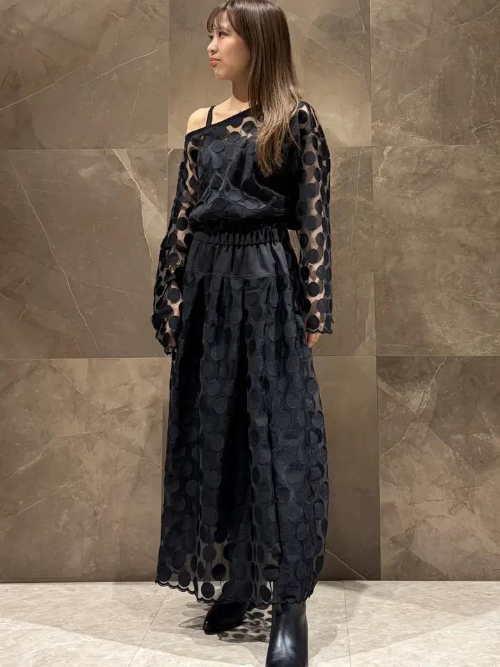 GRACE CONTINENTAL Hata Haruna コーディネート画像