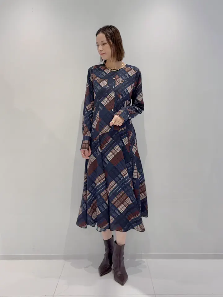 GRACE CONTINENTAL 亀田 未希 コーディネート画像