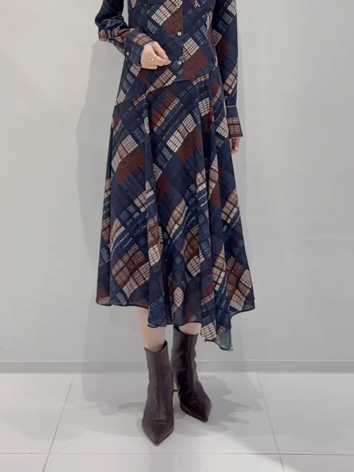 GRACE CONTINENTAL 亀田 未希 コーディネート画像