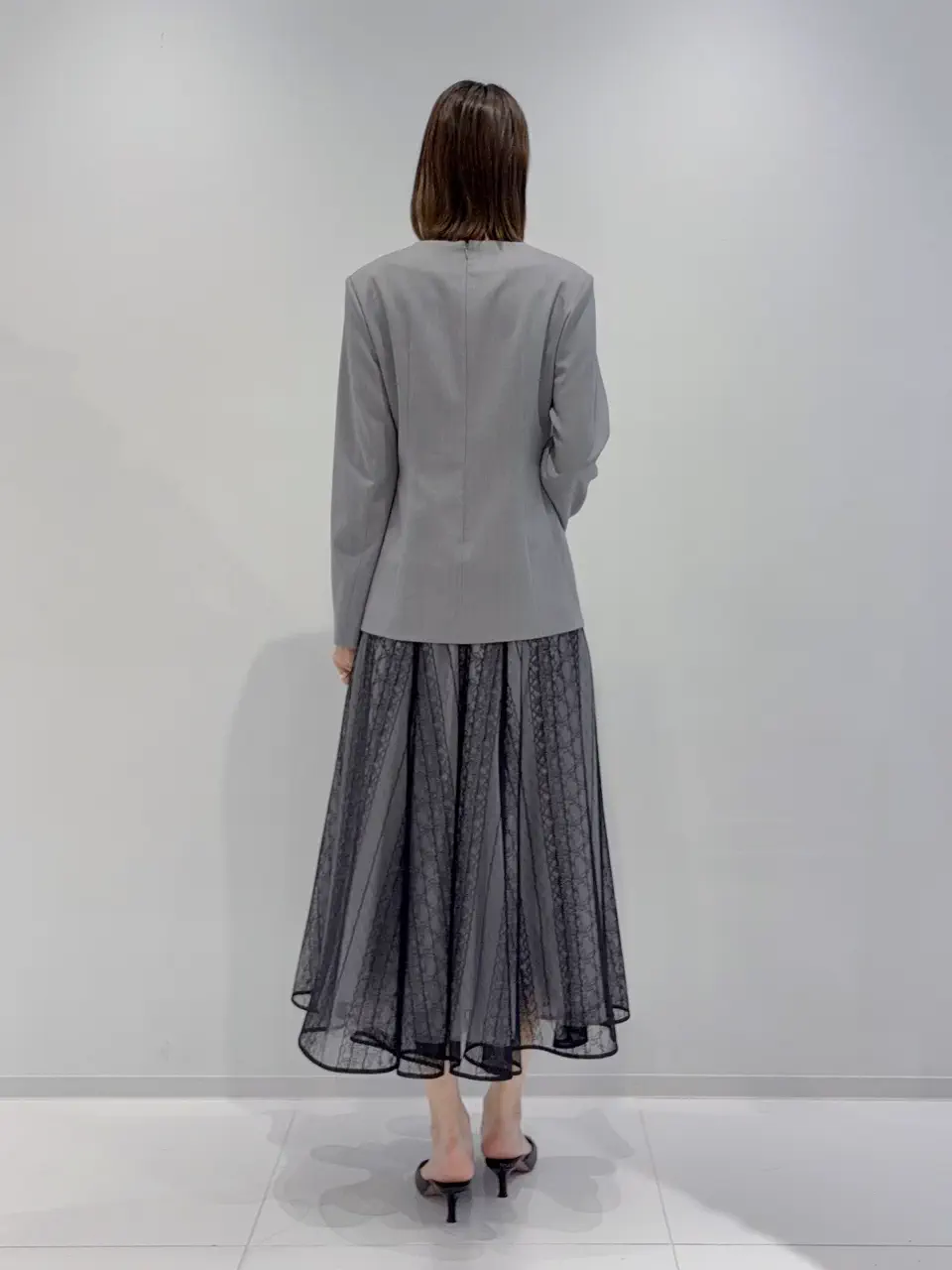 GRACE CONTINENTAL 亀田 未希 コーディネート画像