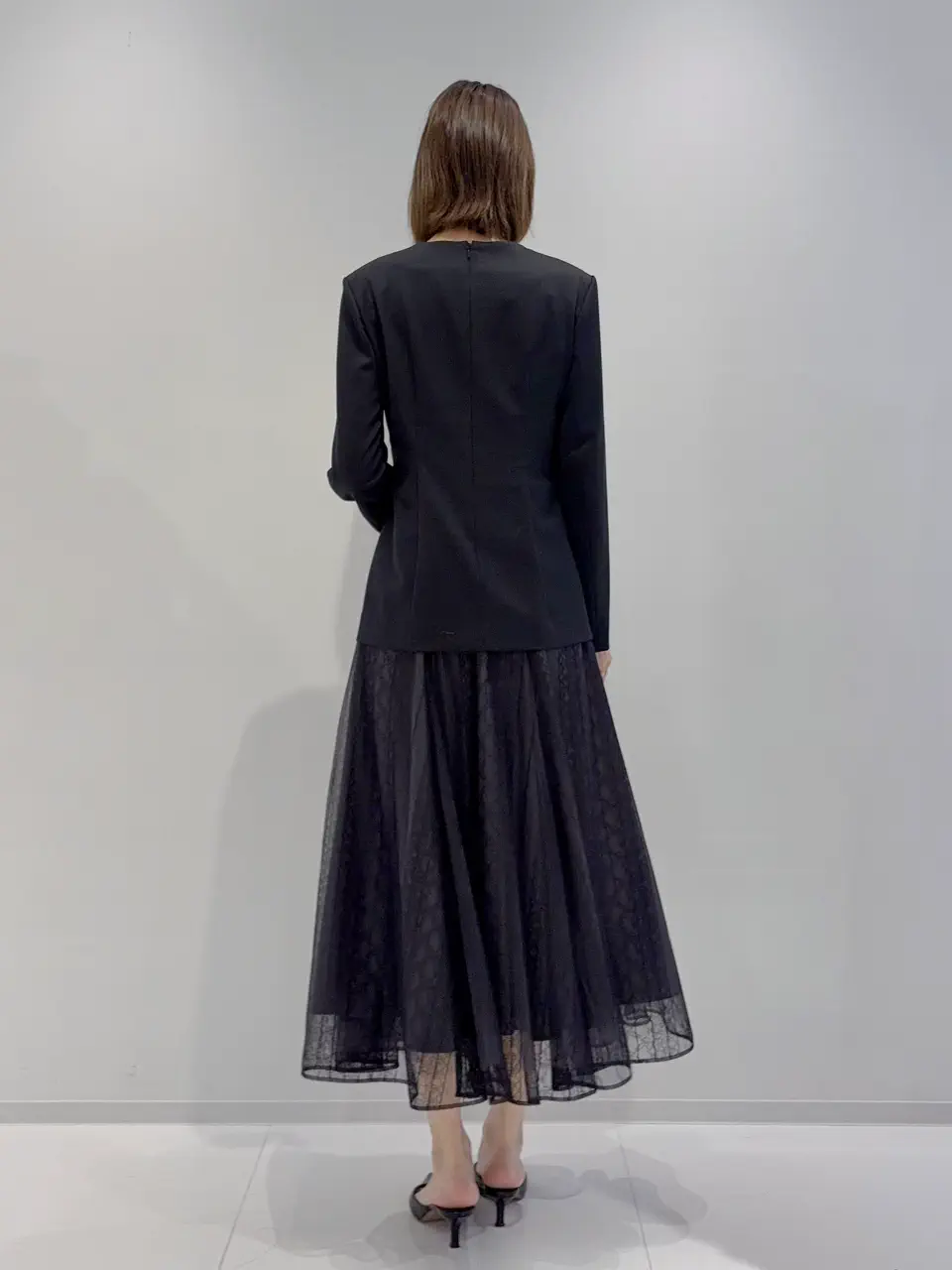 GRACE CONTINENTAL 亀田 未希 コーディネート画像