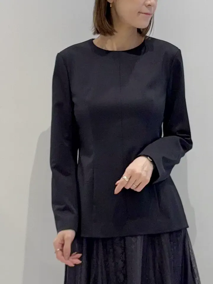 GRACE CONTINENTAL 亀田 未希 コーディネート画像