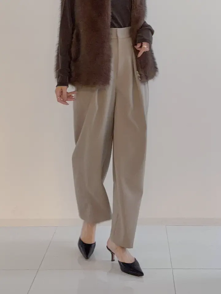 GRACE CONTINENTAL 亀田 未希 コーディネート画像