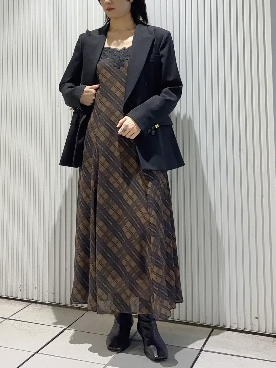 GRACE CONTINENTAL Hikaru Okada コーディネート画像
