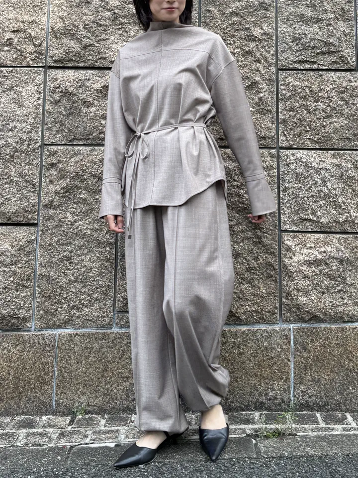 GRACE CONTINENTAL Hikaru Okada コーディネート画像