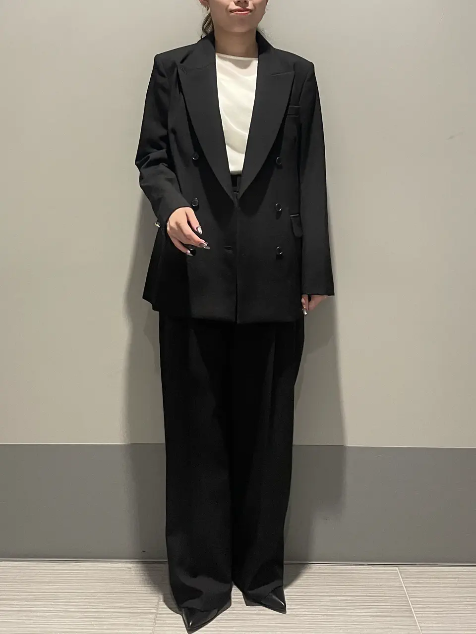 GRACE CONTINENTAL 細川　もなみ コーディネート画像