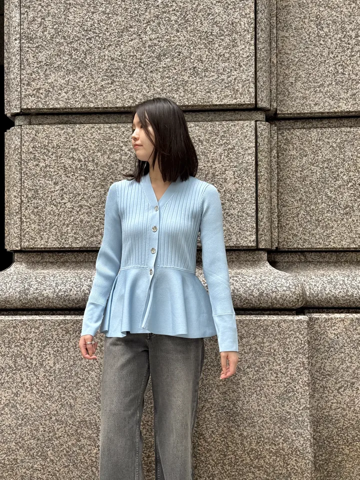 GRACE CONTINENTAL 伊藤　静華 コーディネート画像