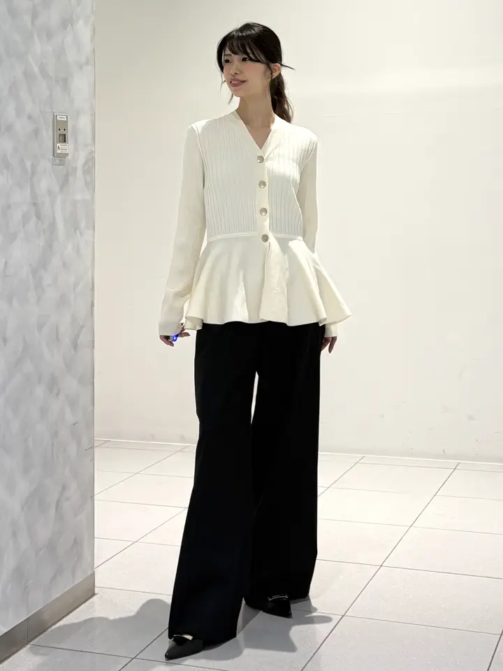 GRACE CONTINENTAL FUKUSHIMA YURIE コーディネート画像