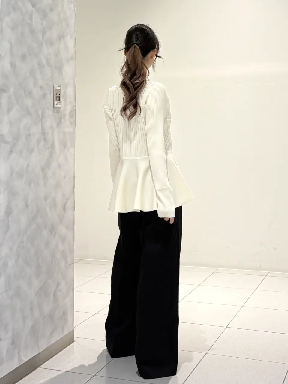 GRACE CONTINENTAL FUKUSHIMA YURIE コーディネート画像