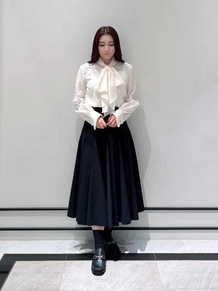 GRACE CONTINENTAL MOMOKO コーディネート画像