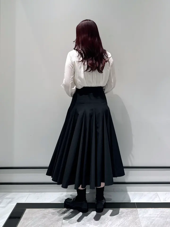 GRACE CONTINENTAL MOMOKO コーディネート画像
