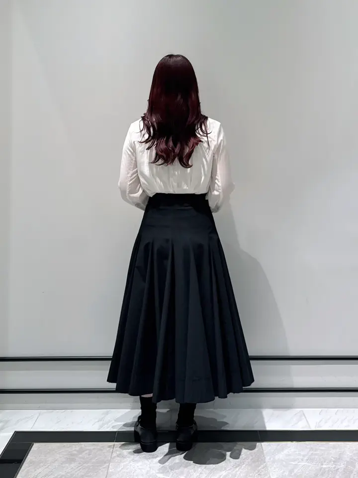 GRACE CONTINENTAL MOMOKO コーディネート画像