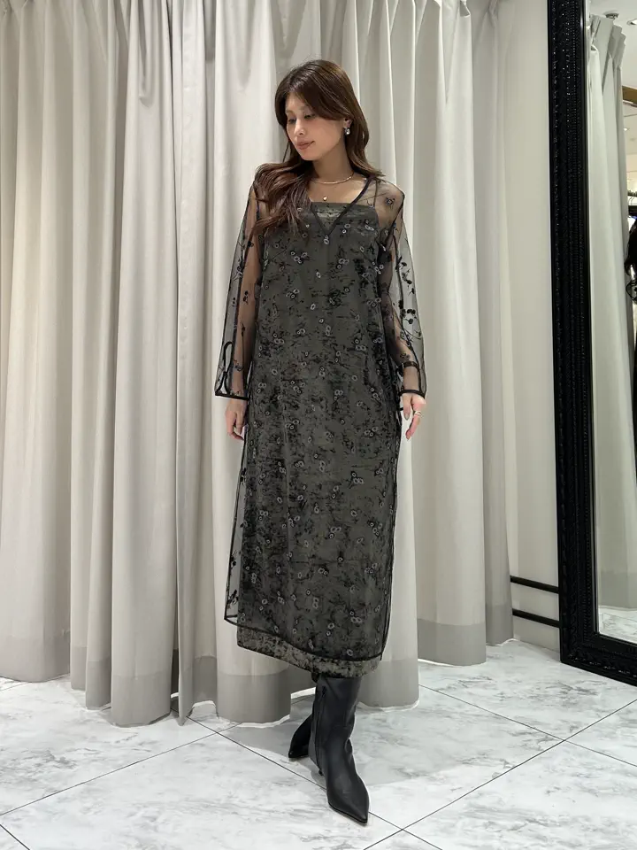 GRACE CONTINENTAL 志田　悠 コーディネート画像