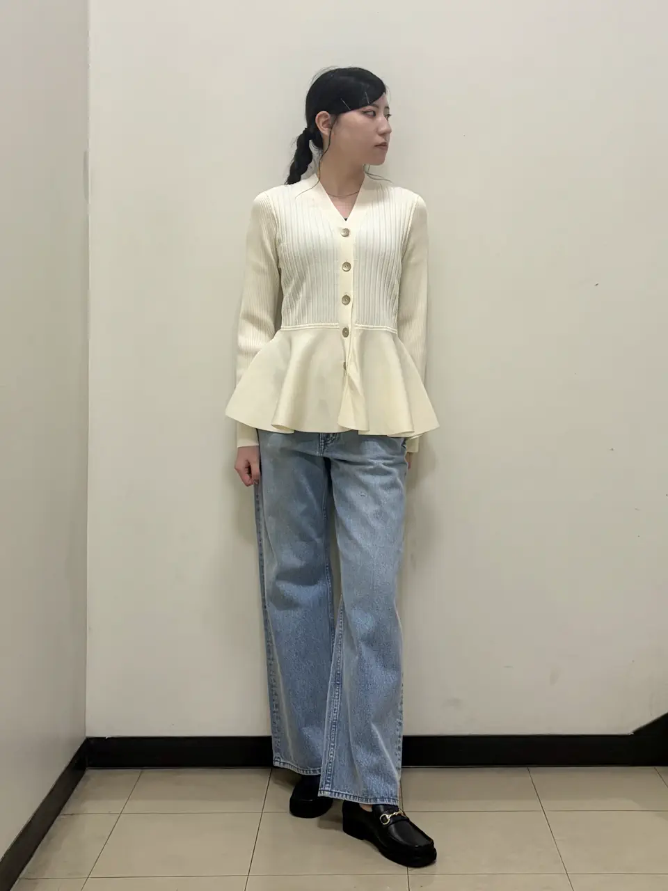  𝙆𝙄𝙈𝙐 コーディネート画像
