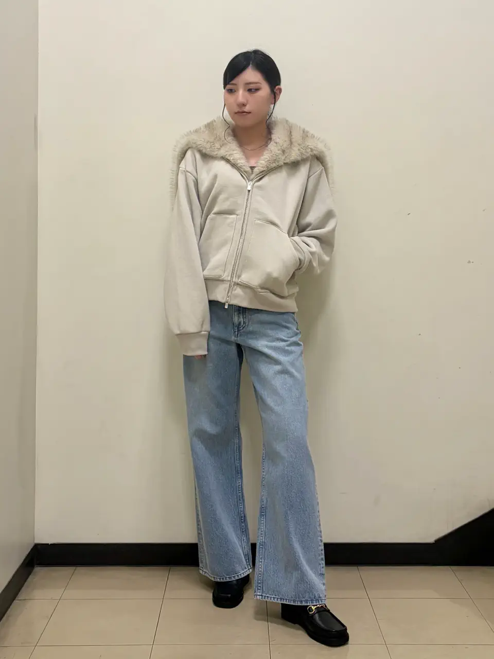  𝙆𝙄𝙈𝙐 コーディネート画像