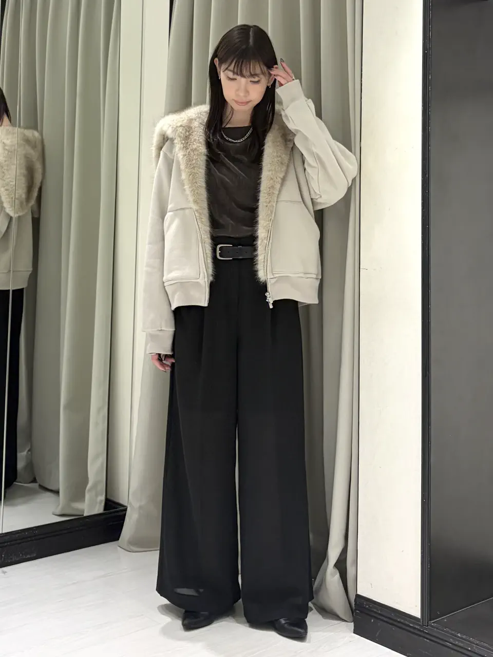 GRACE CONTINENTAL kobayashi コーディネート画像