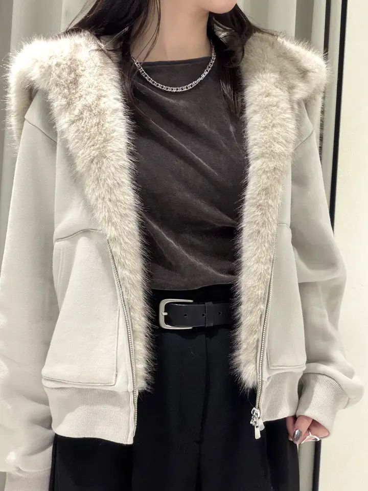 GRACE CONTINENTAL kobayashi コーディネート画像