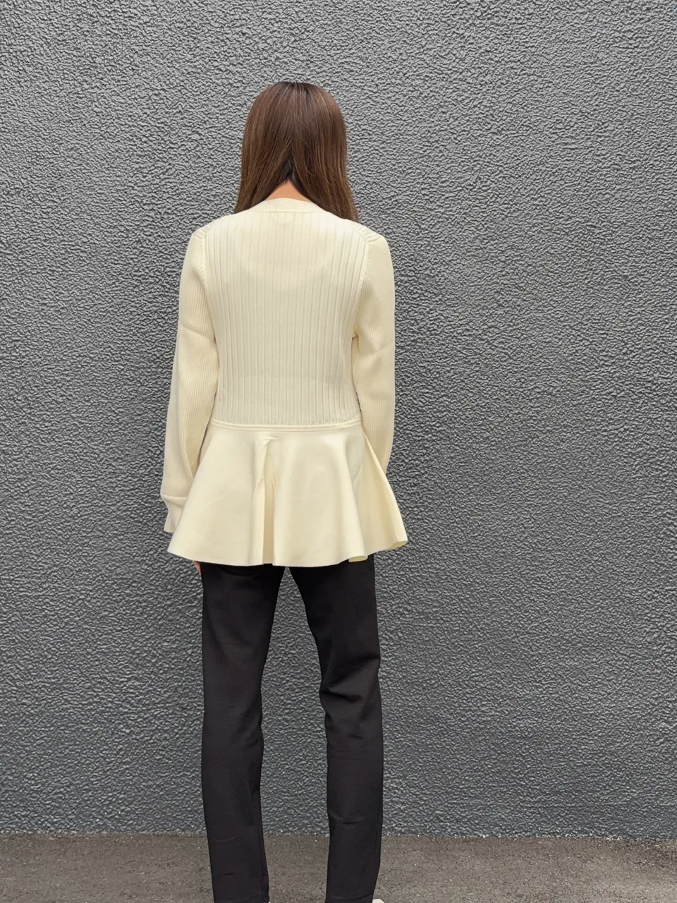 GRACE CONTINENTAL Hata Haruna コーディネート画像