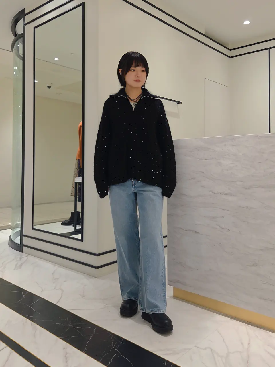  Akari コーディネート画像