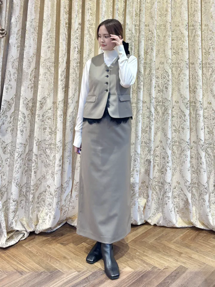 GRACE CONTINENTAL miyuki adachi コーディネート画像