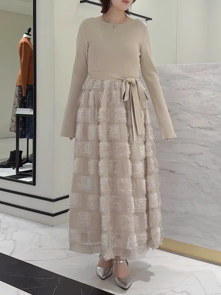 GRACE CONTINENTAL SASAKI コーディネート画像