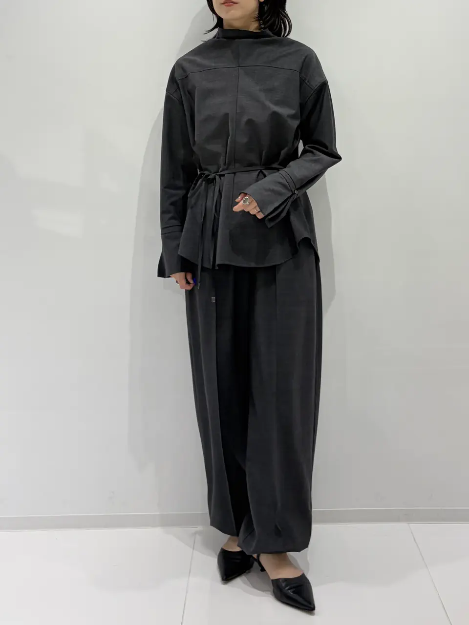 GRACE CONTINENTAL Hikaru Okada コーディネート画像