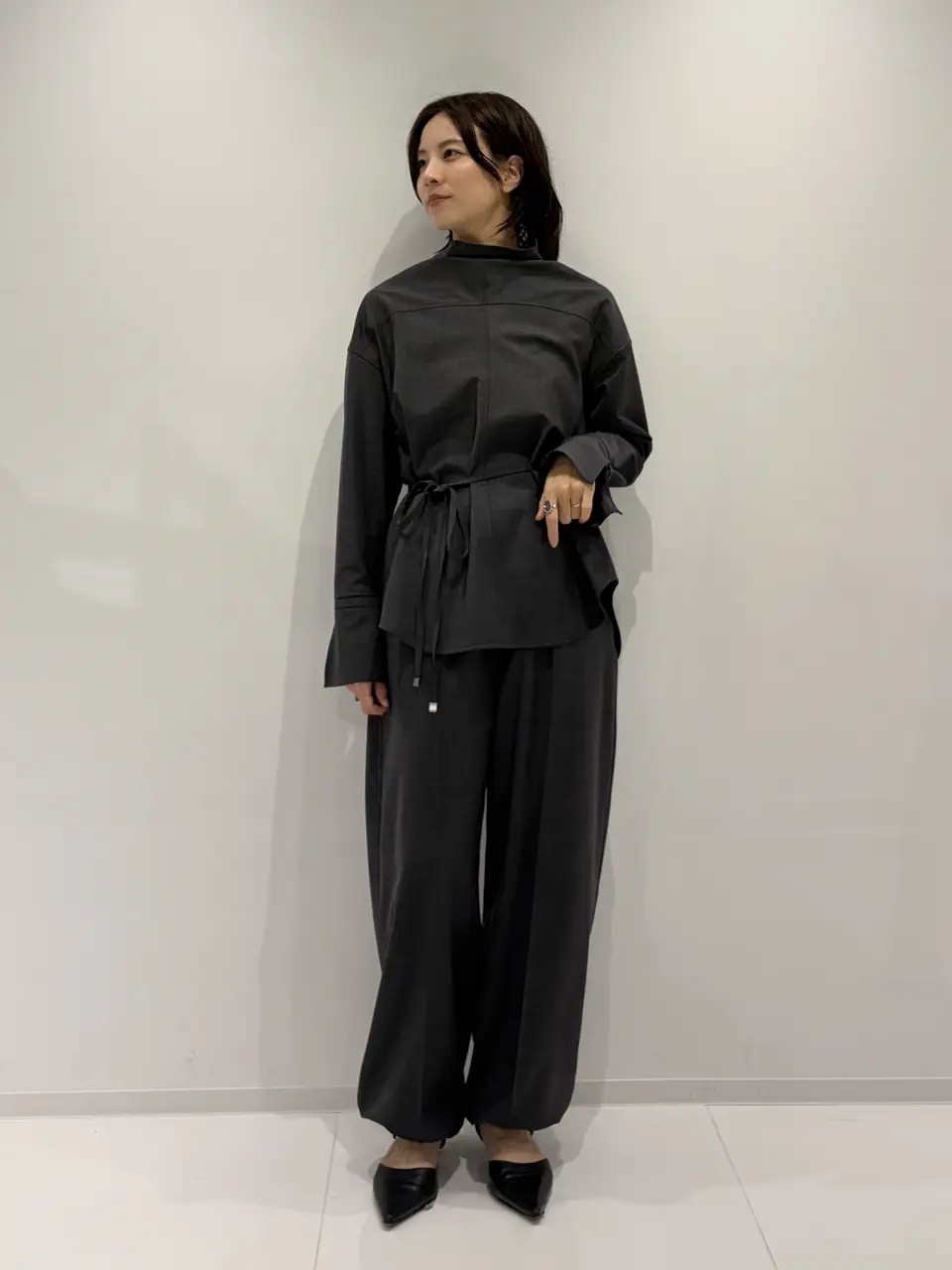 GRACE CONTINENTAL Hikaru Okada コーディネート画像
